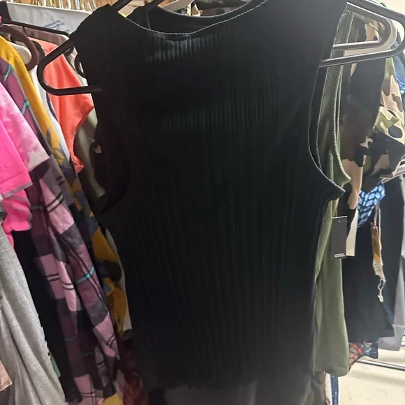 Canyon River Blues Black Tank Top - Picture 4 of 4